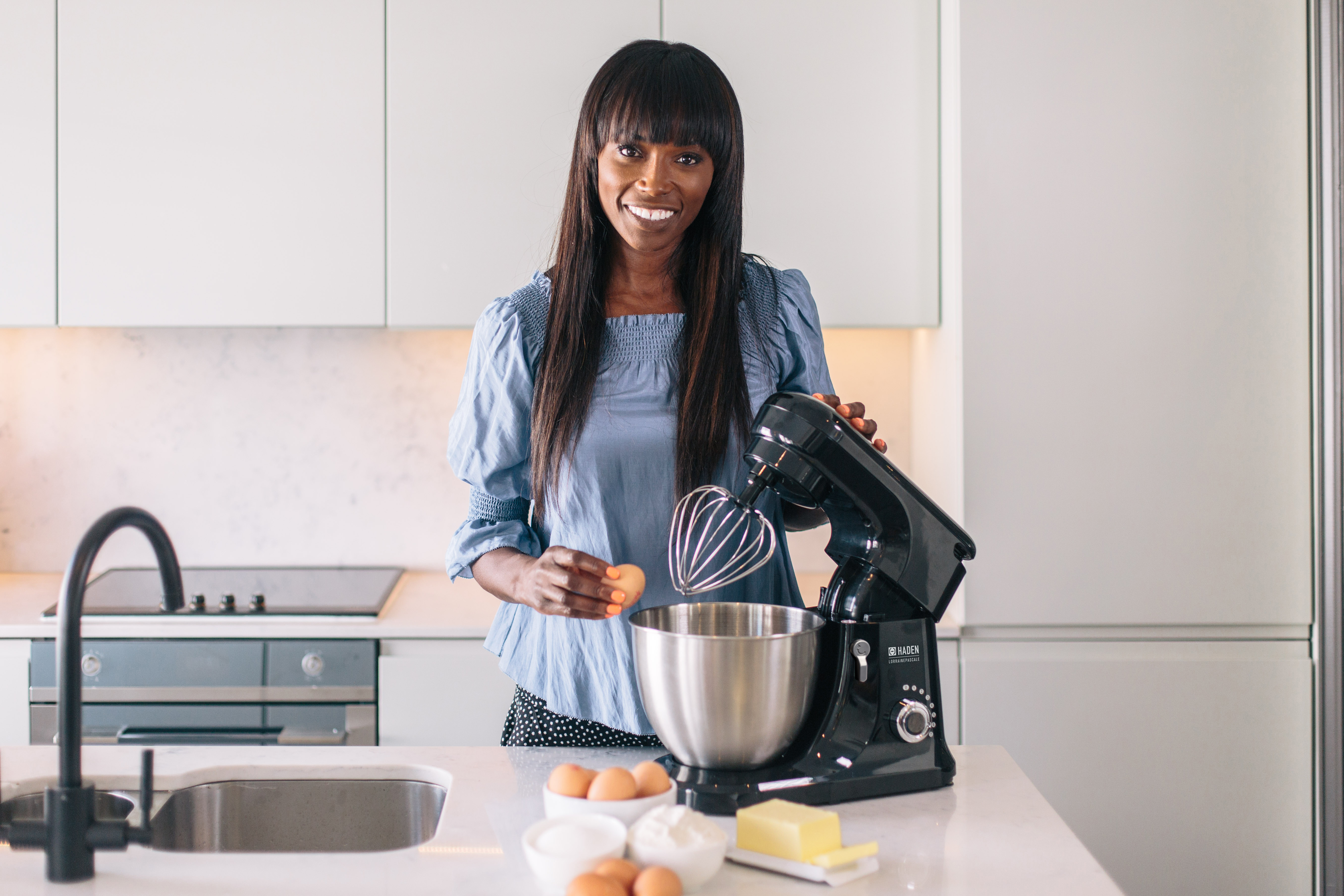 193377 4.5L Stand Mixer Lorraine Pascale