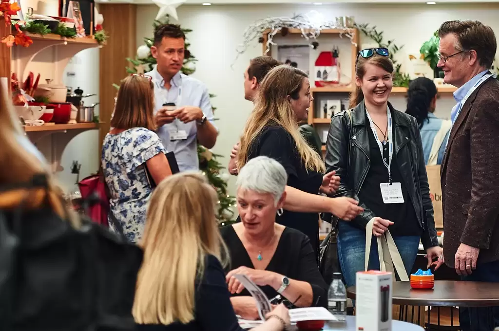 Exclusively 21 550 Resized