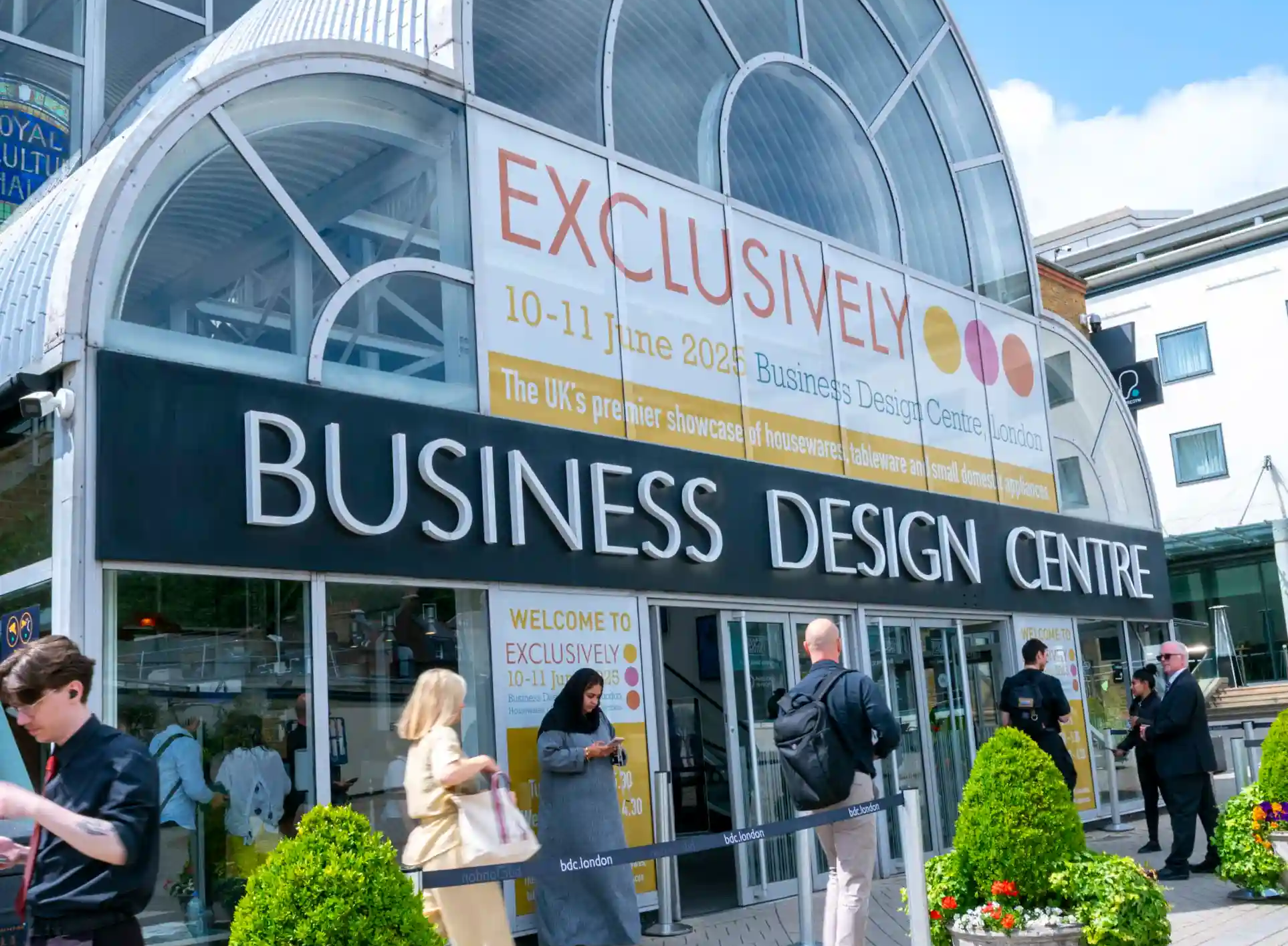 EXCLUSIVELY SHOWCASE 25 DAY2 568