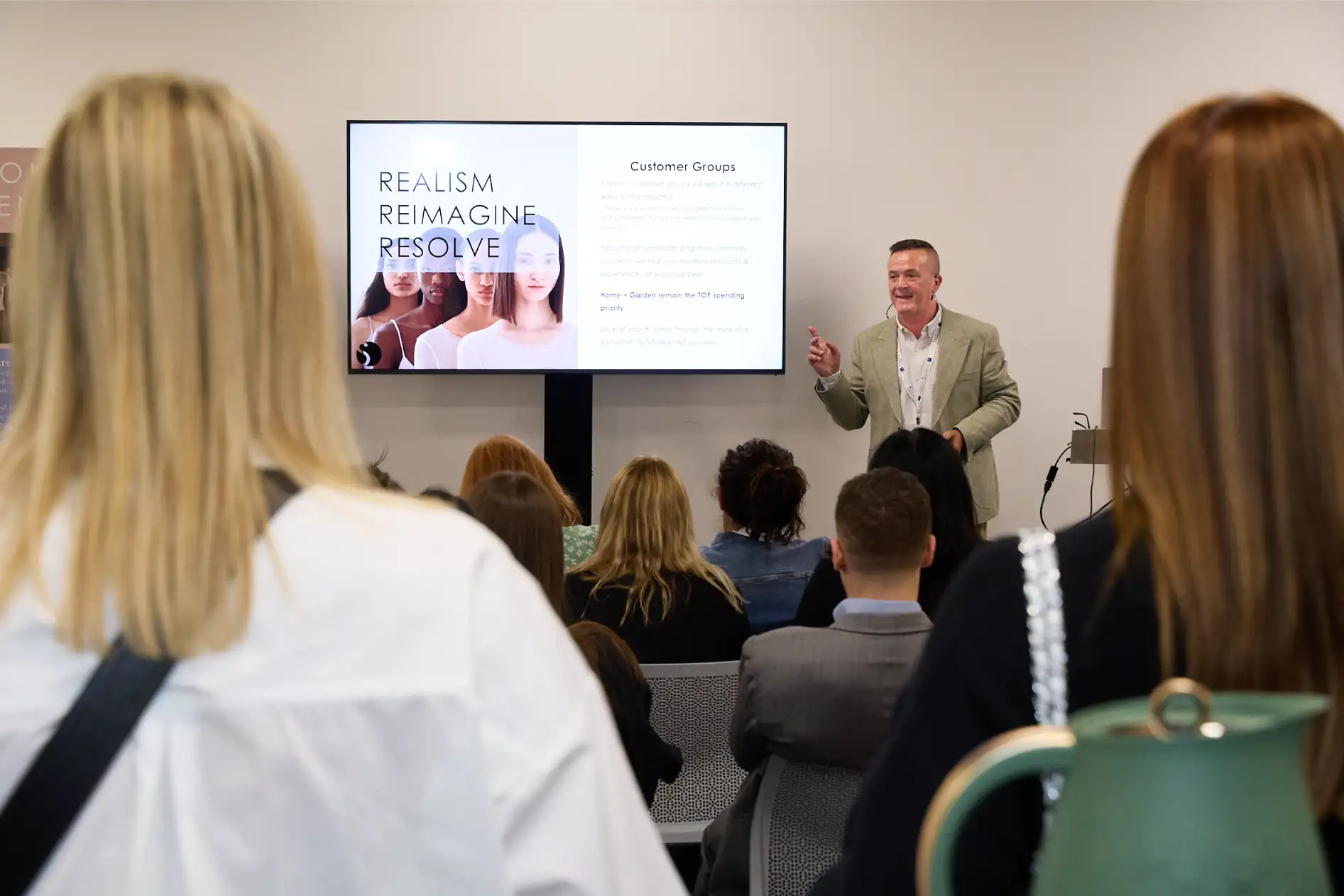 Exclusively-TrendShow