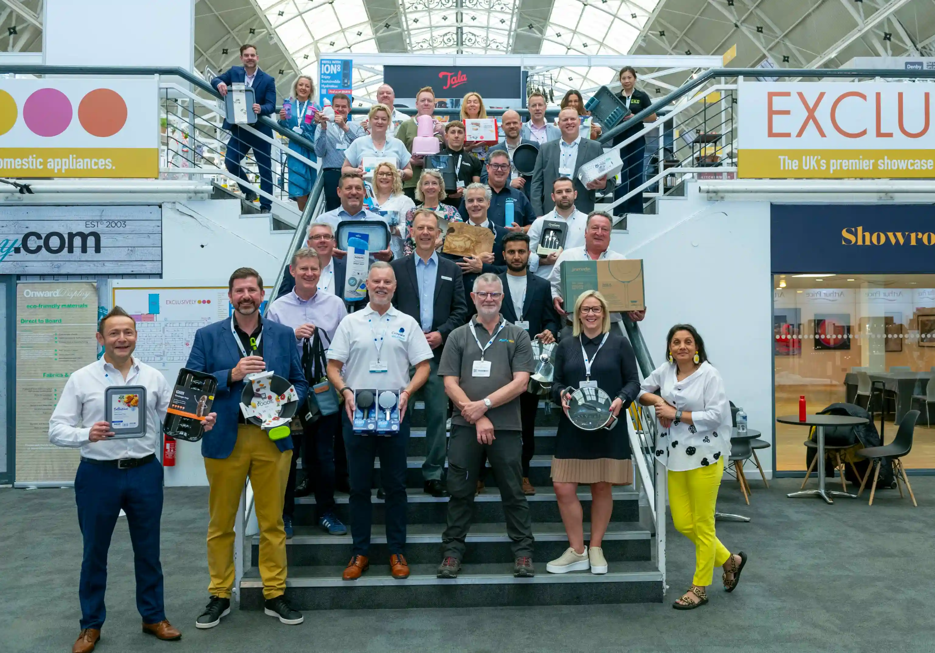 EXCLUSIVELY SHOWCASE 25 DAY2 48 1