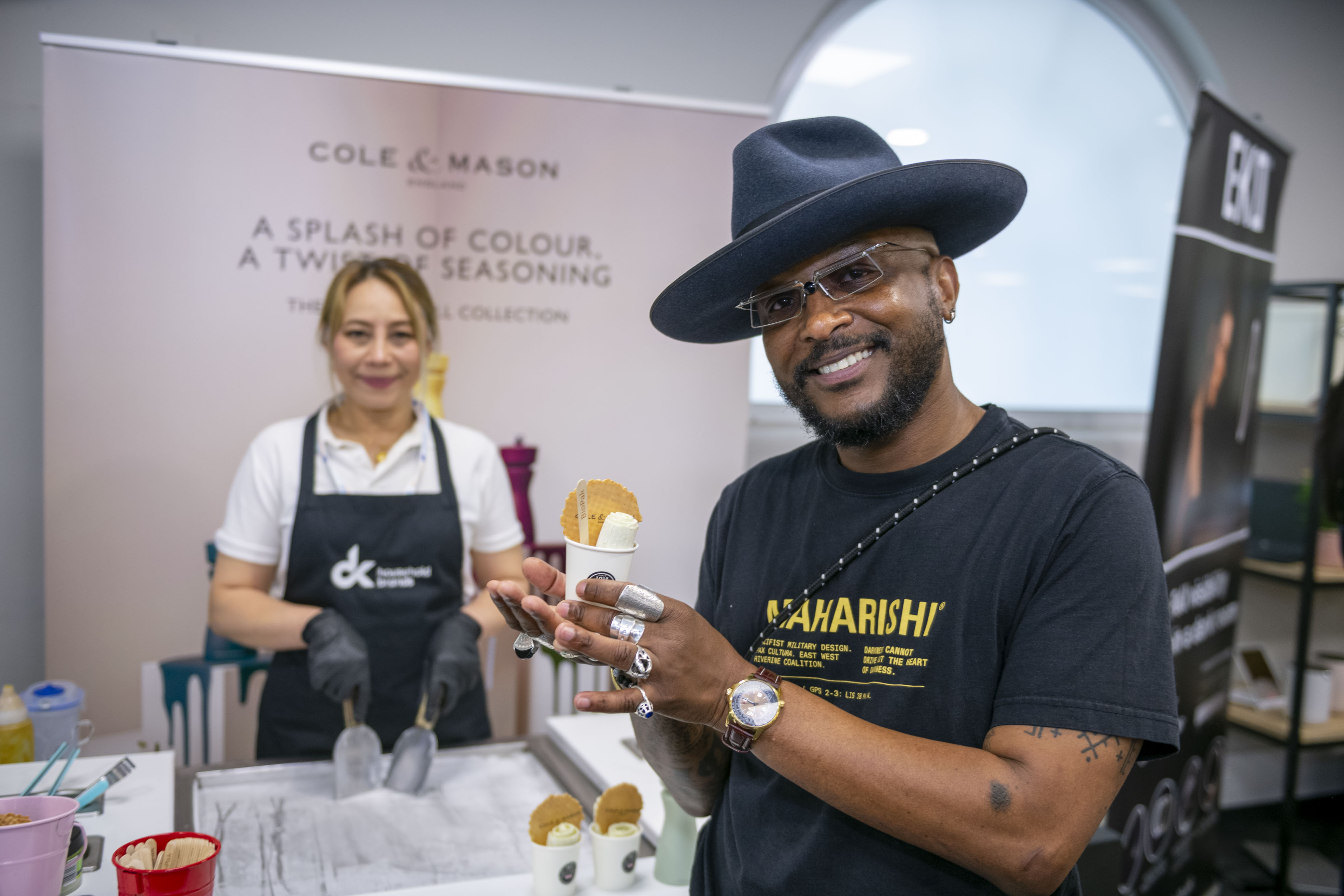 exclusively-showcase